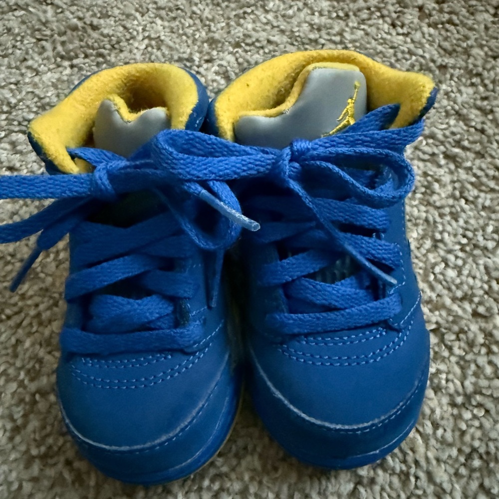 Jordan 5 Laney